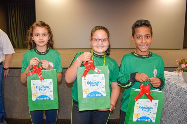 premiao desenho iptu 1-3